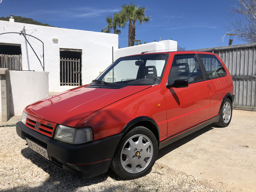 0FD10CBD-081F-4E62-921D-87A24F04989F