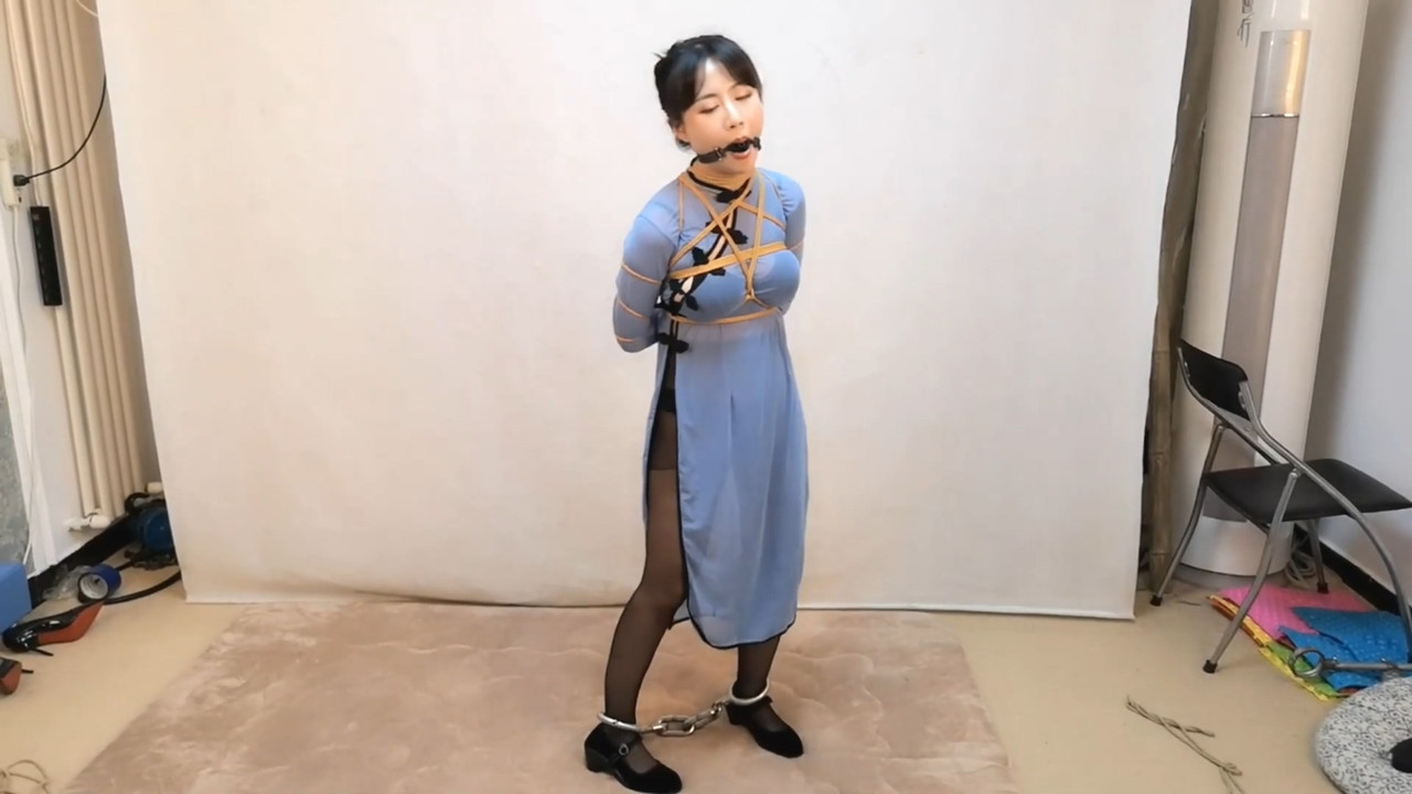 随心原创 紫依 黑布鞋 重僚女囚.mp4_20211226_185243.809