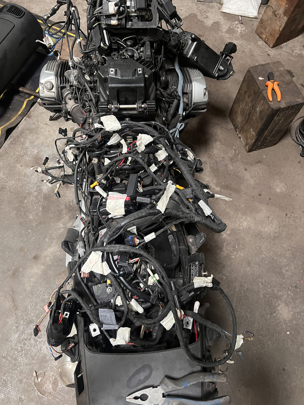 D10DB89D-D967-49B1-BABB-66D5CC8C7C9E