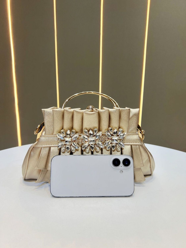 Elegant handbag alternate view