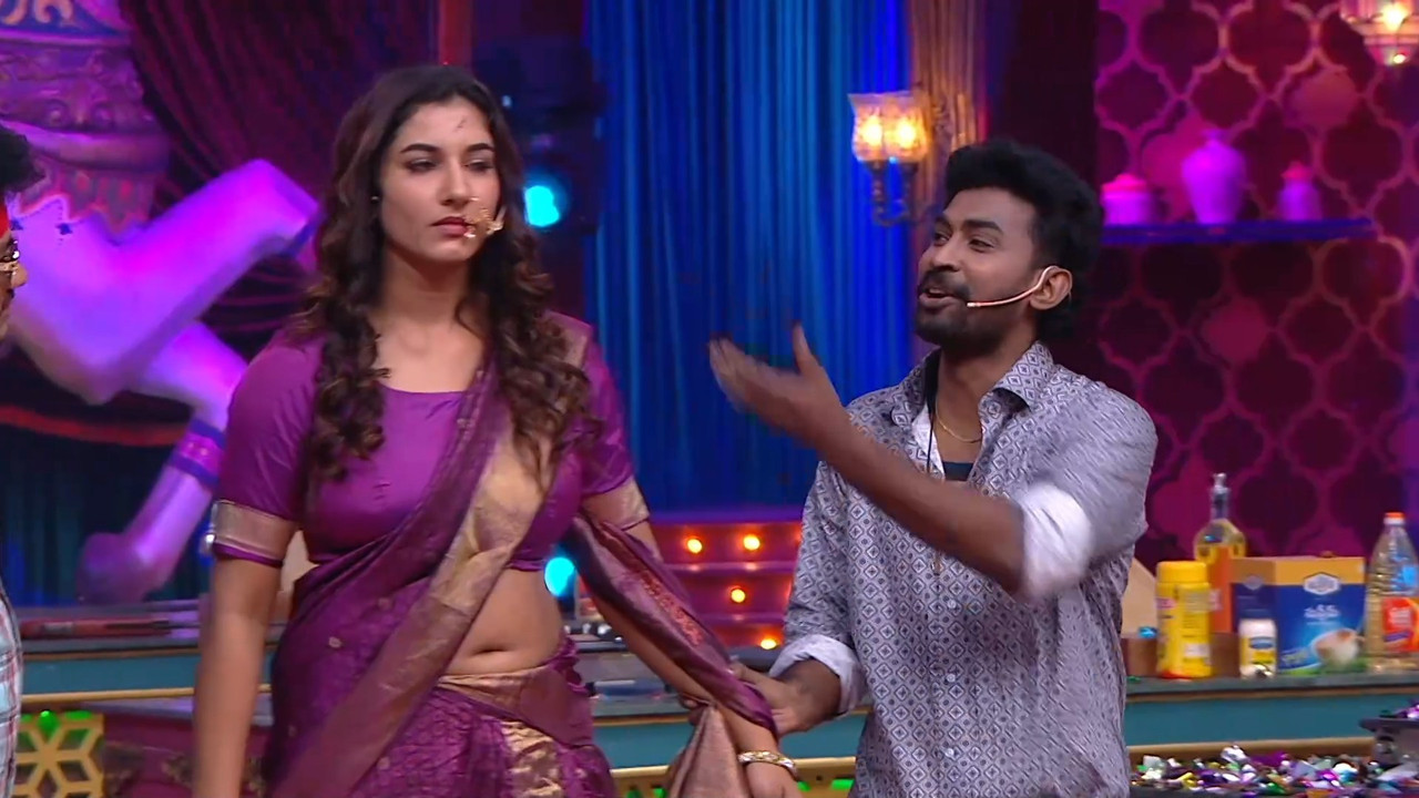 [Image: Vishnupriya-Sexy-Open-Big-Navel-Hole-Sho...57-469.jpg]