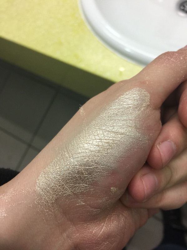 0D73FE4E-C040-4B3B-9A84-851F7C8FD120