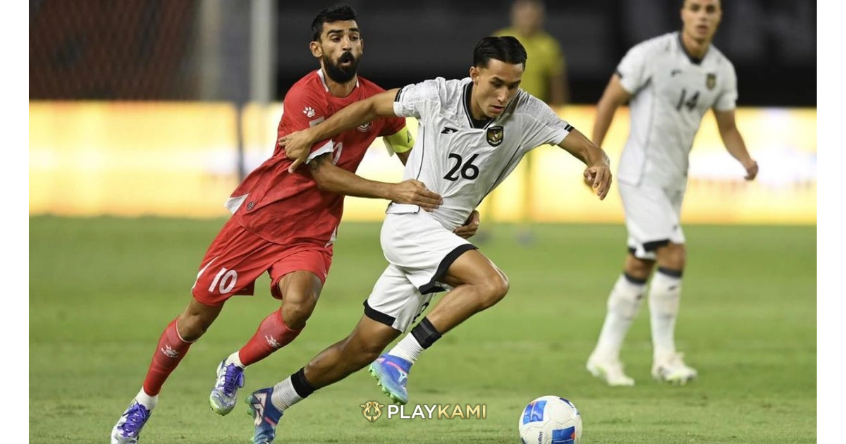 Kevin Diks Mencoba Lepas Dari Pemain Lebanon