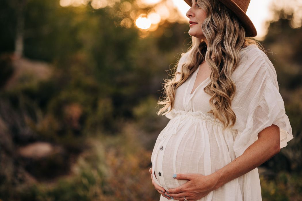 Casual pregnancy outfits winter