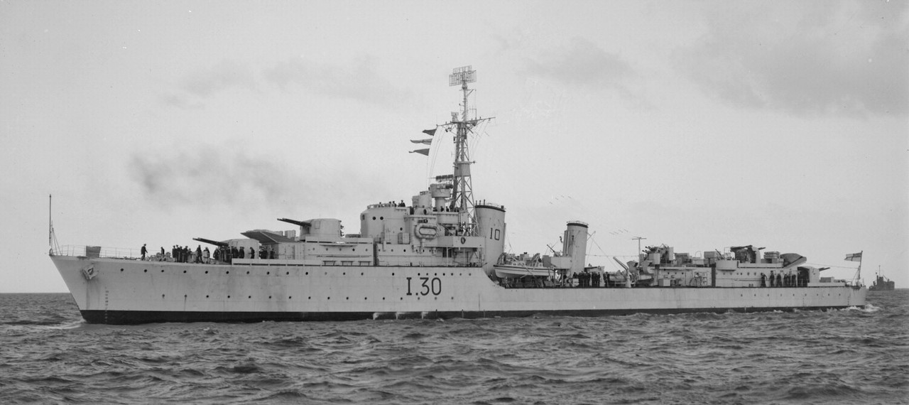 HMAS_Arunta_SLV_AllanGreen_1
