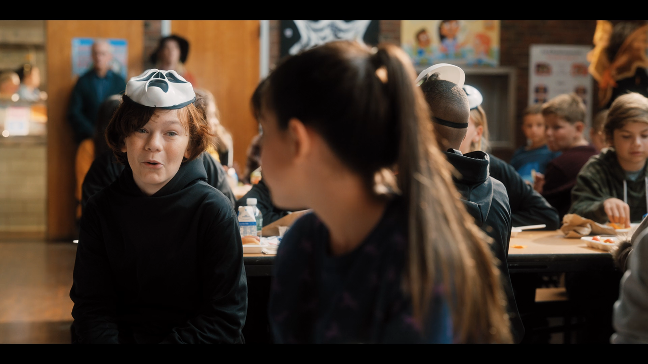 Hubie.Halloween.2020.1080p.NF.WEB-DL.DDP5.1.Atmos.x264-MZABI.mkv_snapshot_00.21.44_[2020.10.07_11.12