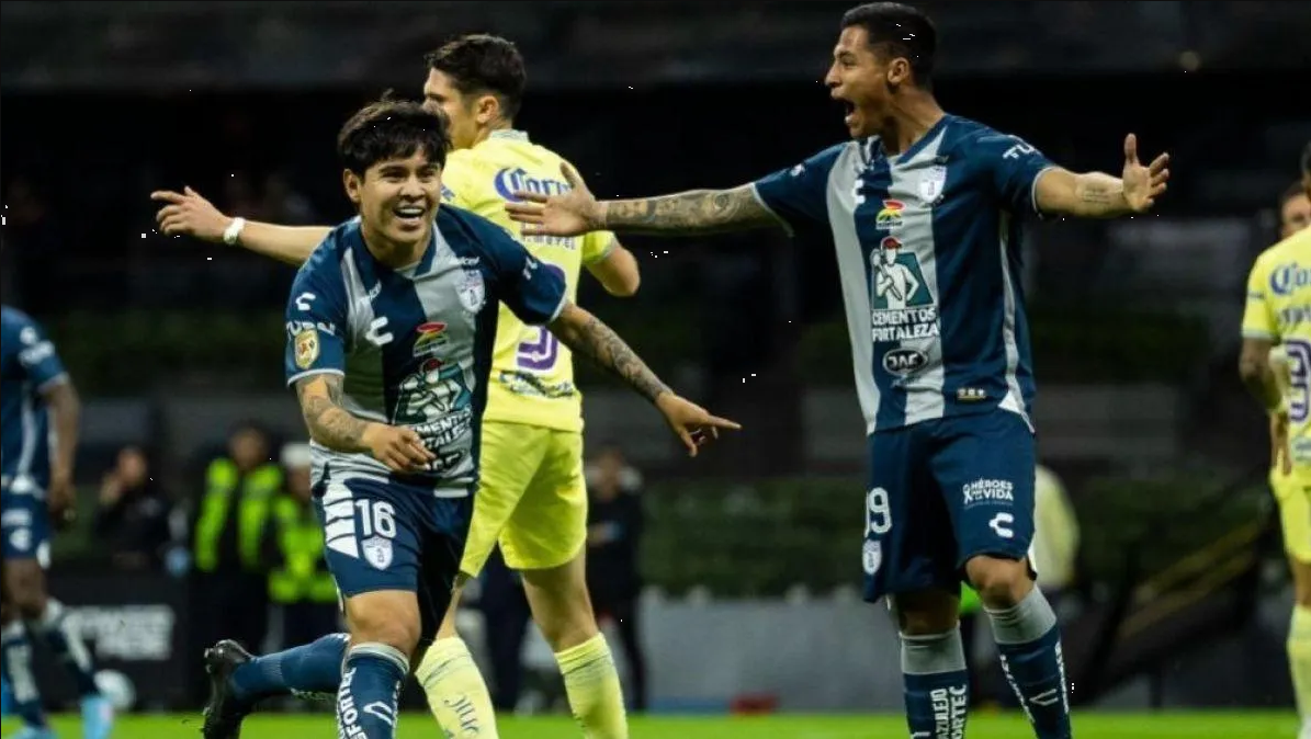 Pachuca despluma al América en el Estadio Azteca y le quita el invicto