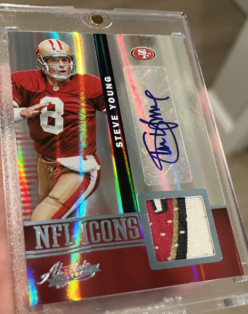 FS 2012 Absolute Steve Young NFL Icons 49ers Game Used Logo Patch Auto