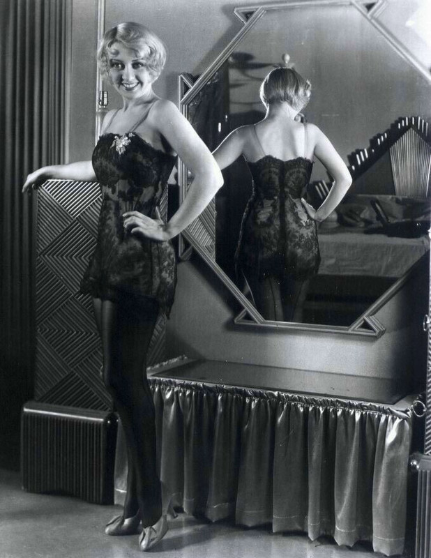 joan_blondell_b08