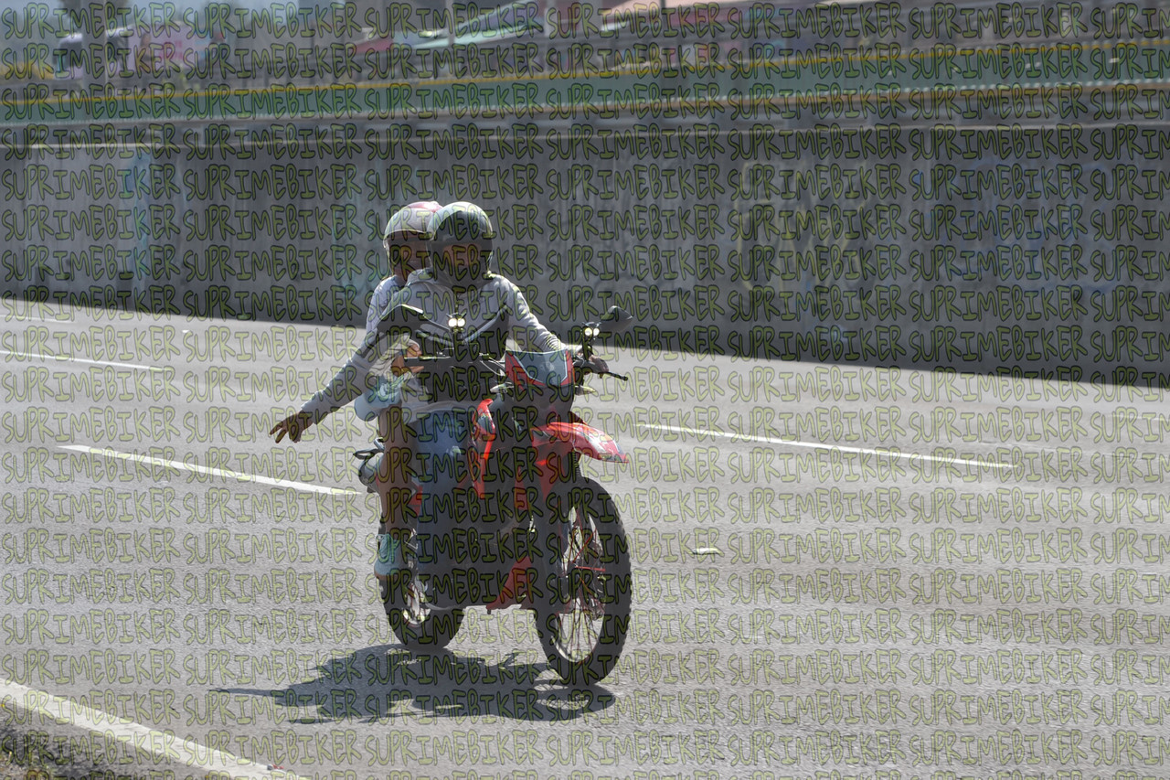 DSC 0130