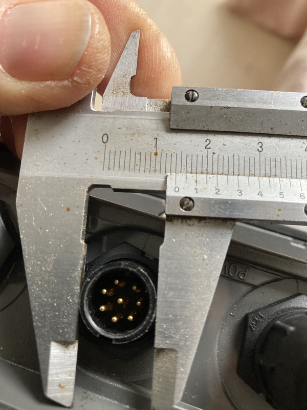 76D6E98D-6874-4C43-B2EB-ED97AFE2B9E0