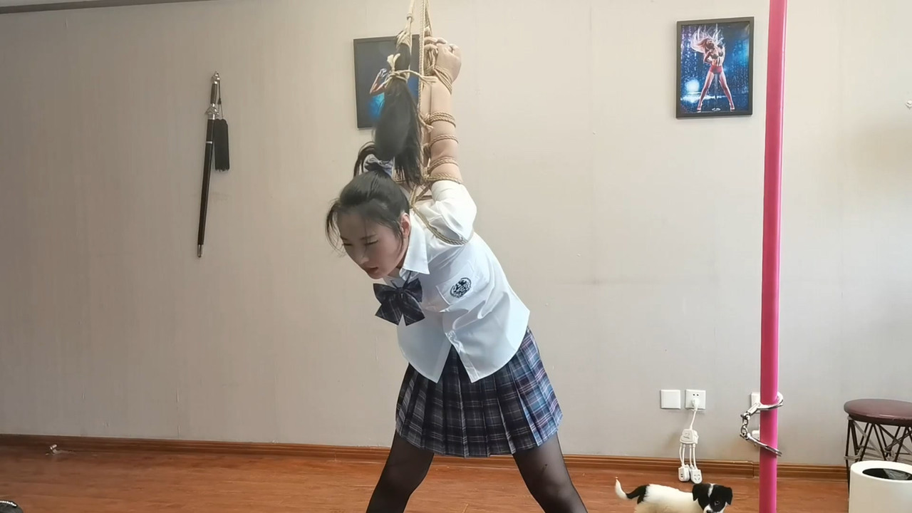 一绳所爱 紫涵 极限直臂大厅放置.mp4_20220729_130813.876