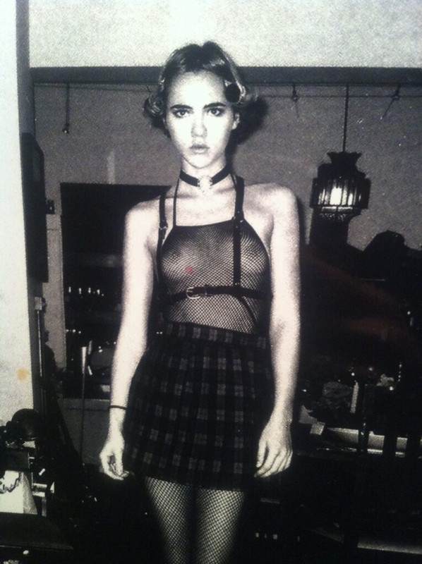 Suki-Waterhouse-leaked-099-765x1024