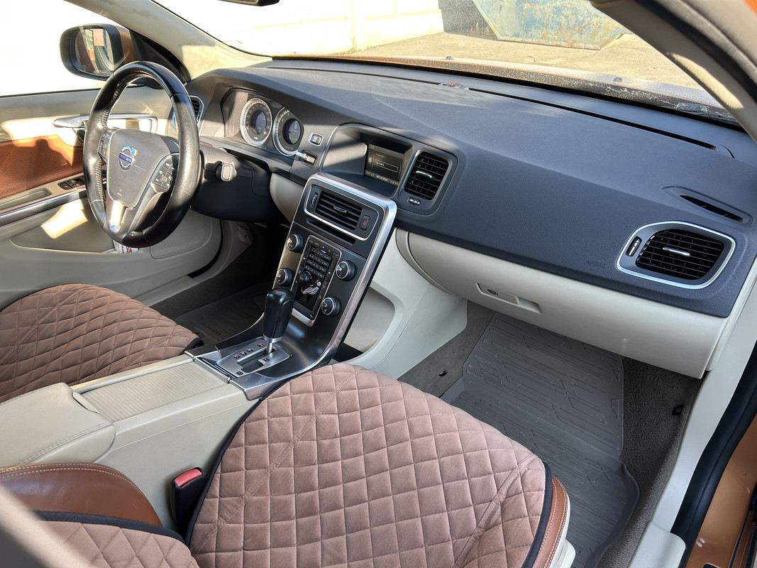 98F28E6D-0222-4EDC-8BA0-21CFA8294DF7