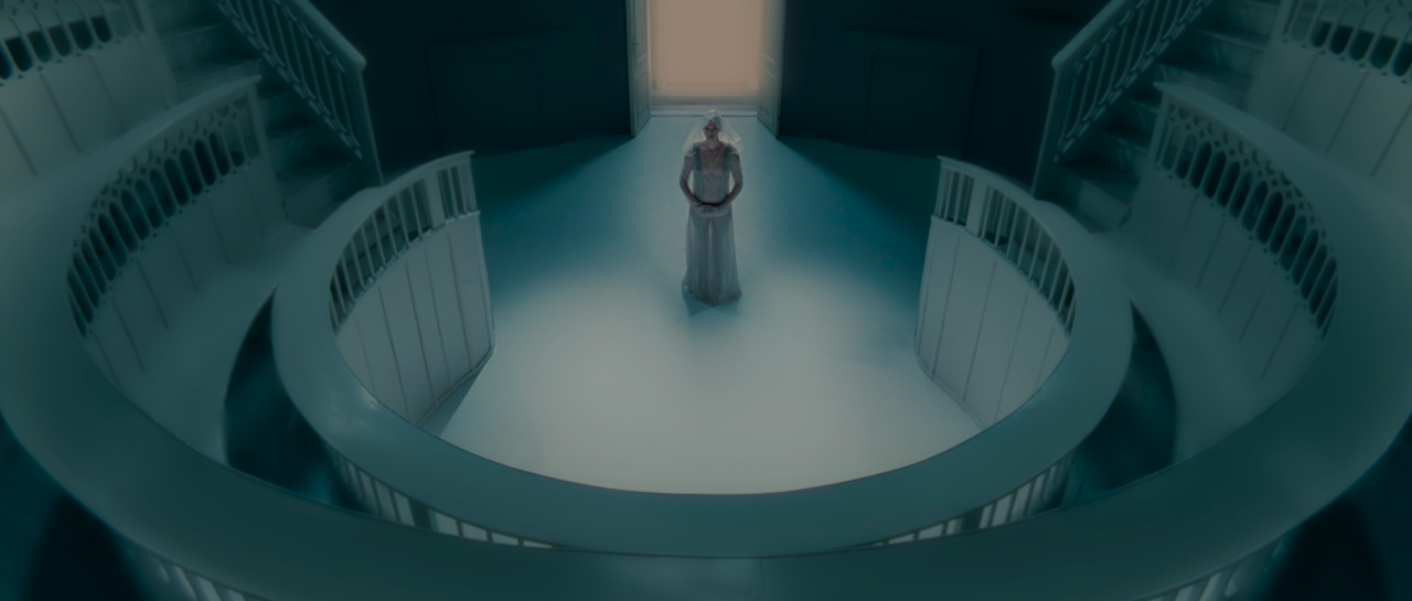 Aeon.Flux.2005.2160p.WEB-DL.x265.10bit.HDR-Нечипорук.mkv_snapshot_00.13.01.003