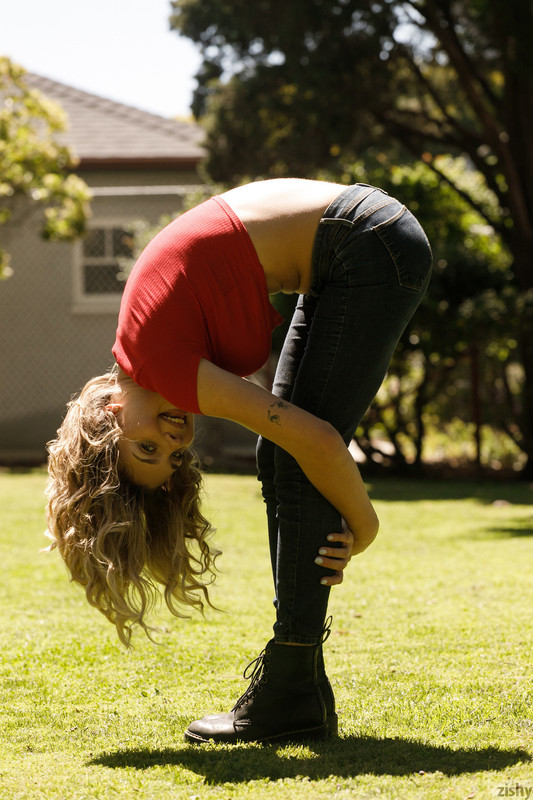 full_040_1830200925313896