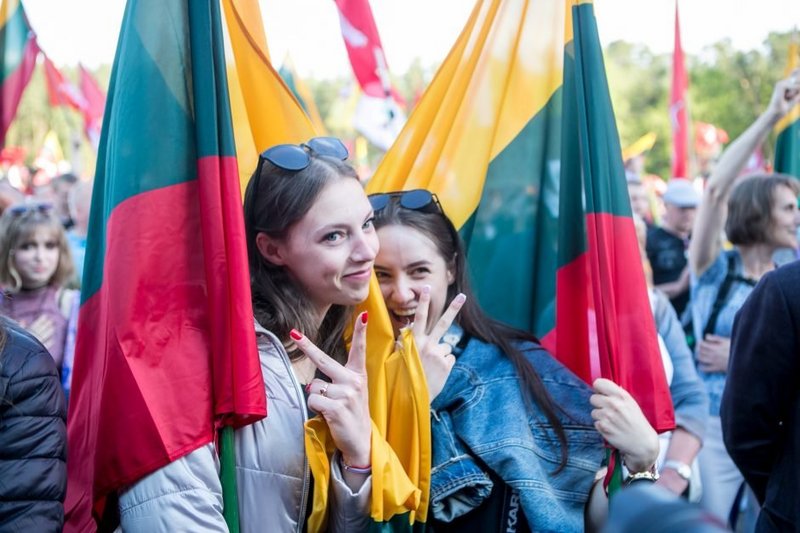 Visai rimtai. Trečia denacifikavimo banga