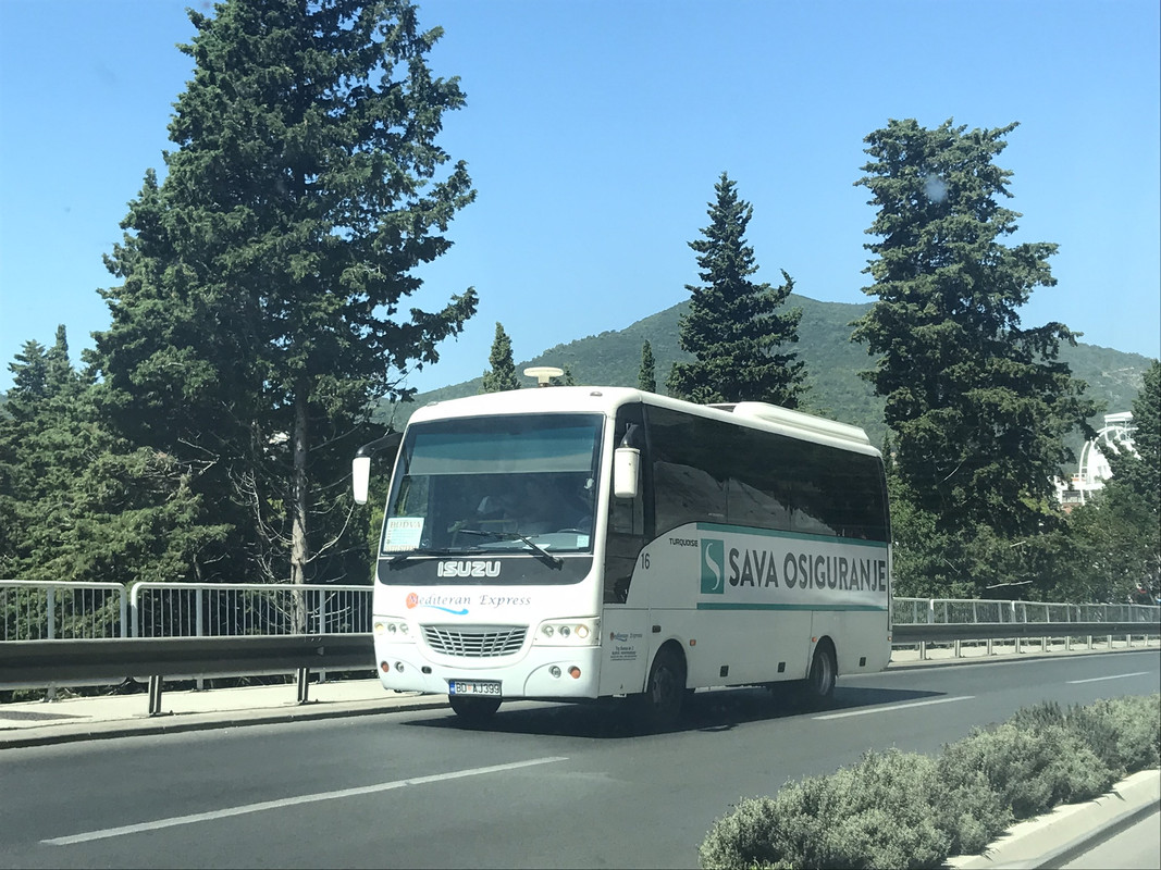 EB6F01DF-8999-417E-BF29-24D1AF5639B8