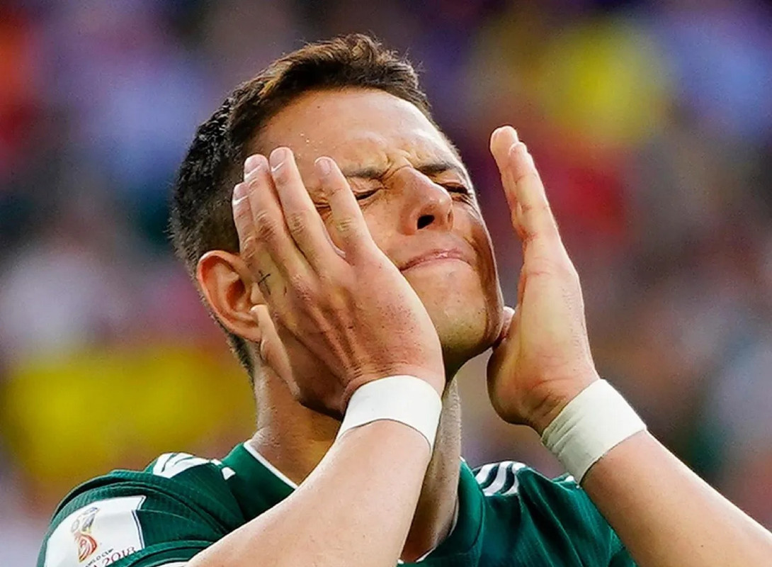 ¿Chicharito volverá al Tri? Al parecer Martino ya lo llamó y esto le pide