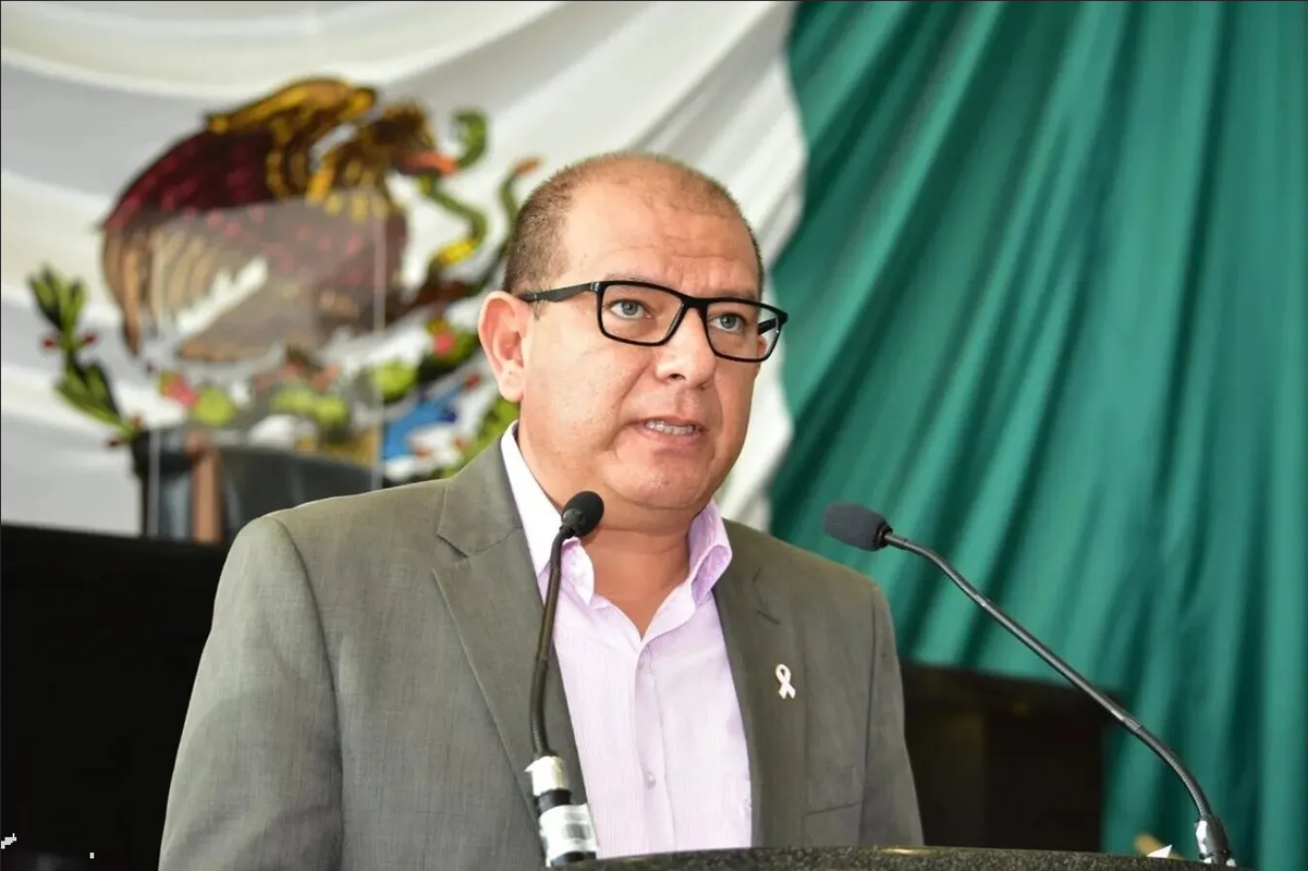 Por 'pérdida de confianza', Morena solicita investigar a exdelegado de la SCT