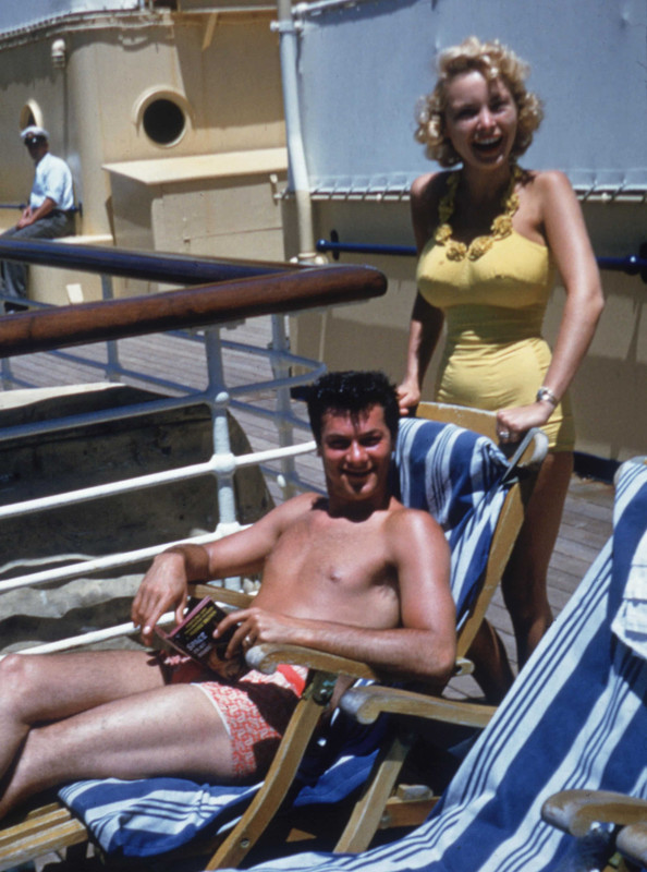 Janet_Leigh_b94