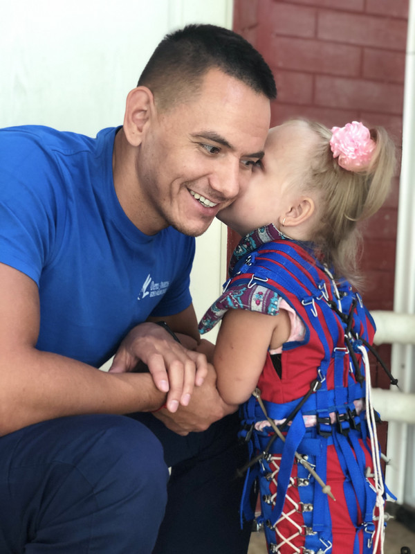 E61E6DE4-2497-4A59-9356-332EBF54E802