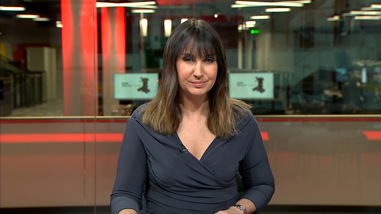 01.15 - 18.30.00 - BBC Wales Today. News and weather from BBC Wales. ....ts_snapshot_18.32.260