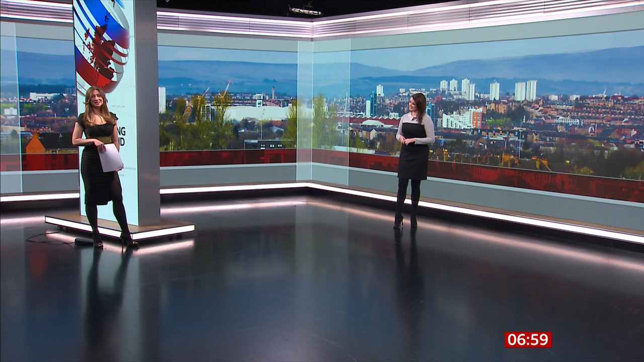 02.15 - 06.50.00 - Breakfast. The latest news, sport, business and we....ts_snapshot_09.39.007