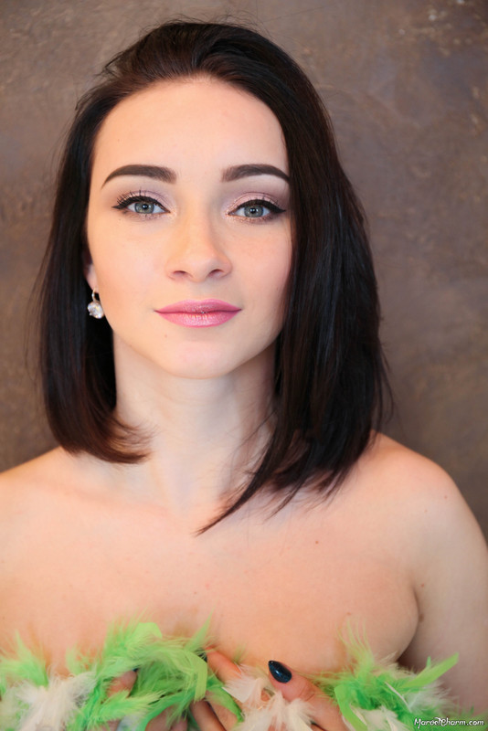 MarvelCharm_Alice-Feathered-068