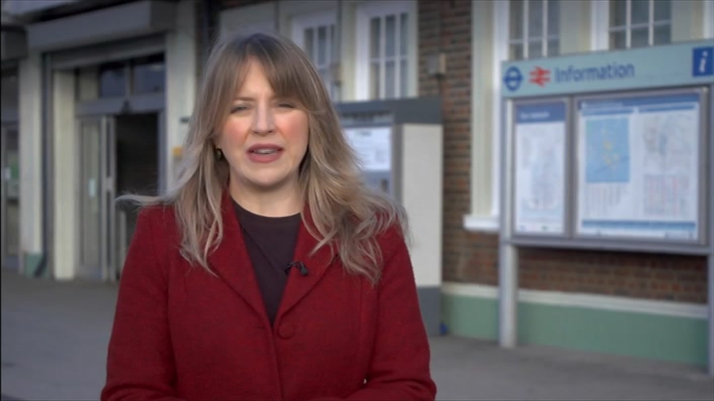 BBC London News_20230102_22252230.ts_snapshot_01.06.372