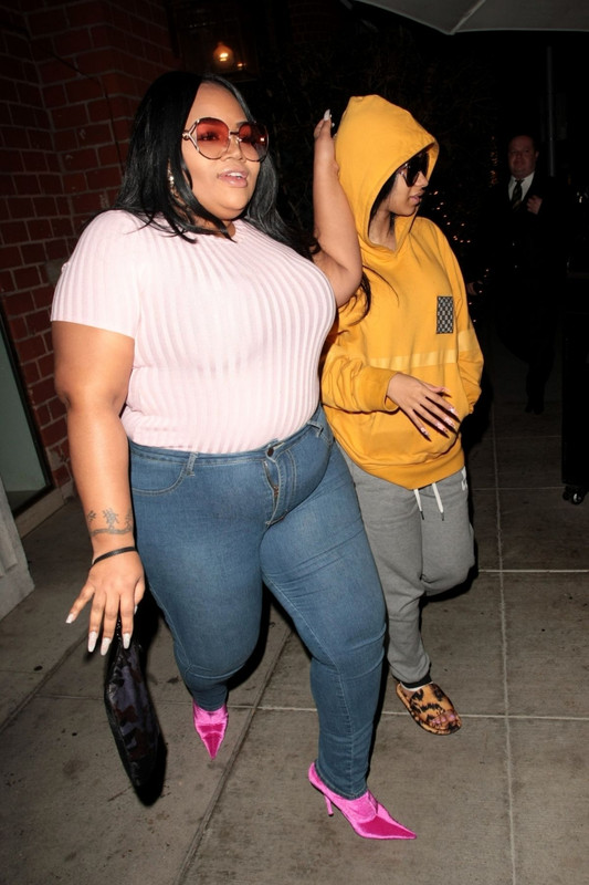 cardi-b-at-mr-chow-s-in-beverly-hills-010-05-2018-2