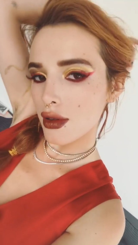 Bella-Thorne-Sexy-Inst-2-thefappeningblog.com_
