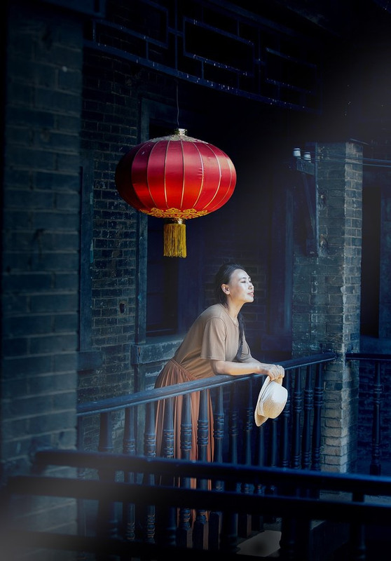 lamp-red-lantern.jpg