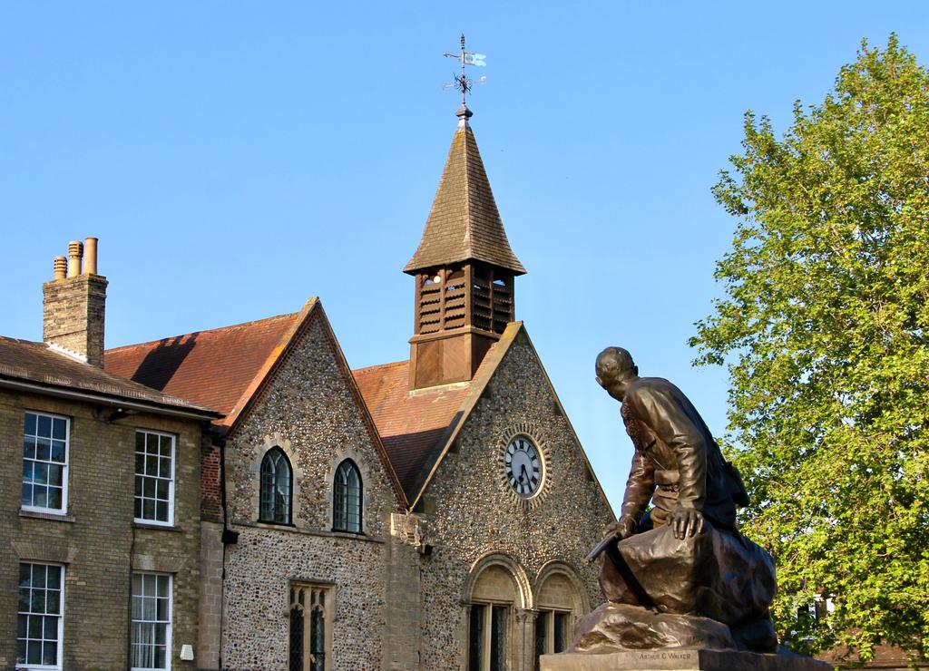 Пёстрая лента. Путешествие по сельским дорогам Англии в мае 2025 г.