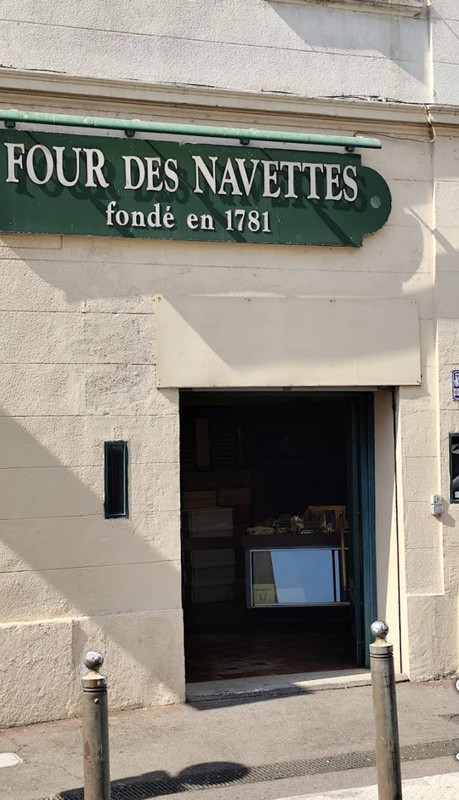 Лягушачьи лапки в Лионе, а в Марселе мистраль и мыло. Обычный отчет.