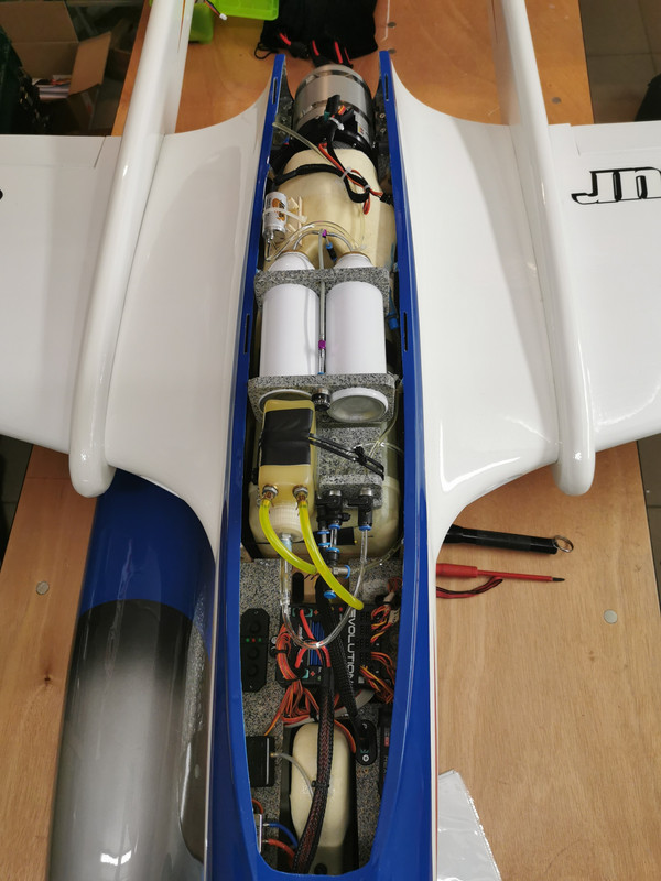 83746E5F-411A-4FD6-B73C-A0E76A051252