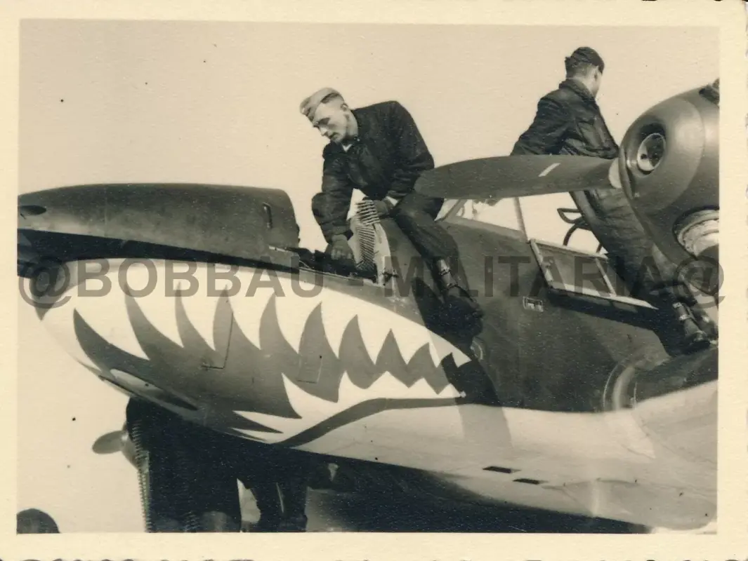 R50 Foto Messerschmitt Me 110 Zerstörergeschwader 76 ZG76 Haifischmaul-Bemalung