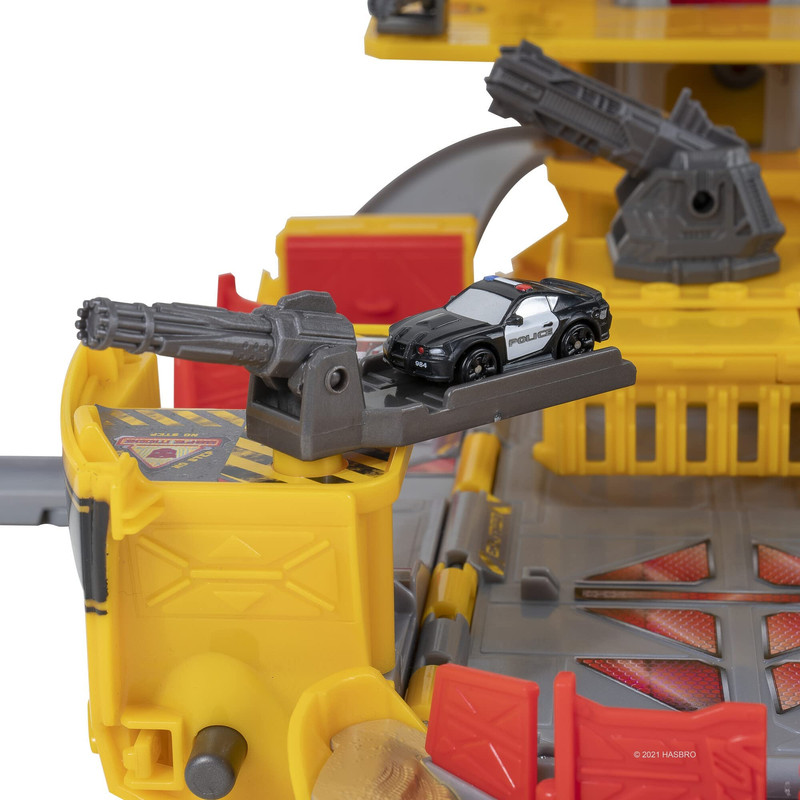 03-Micro-Machines-Bumblebee-Playset-01