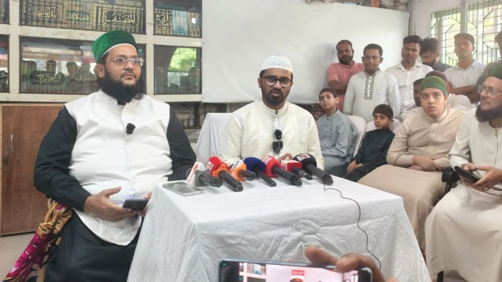 ড. এনায়েতুল্লাহ আব্বাসীর সঙ্গে রাশেদ খানের সৌজন্য সাক্ষাৎ