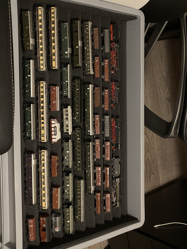 45791001-BB44-419E-9FA3-88FB31BE216A