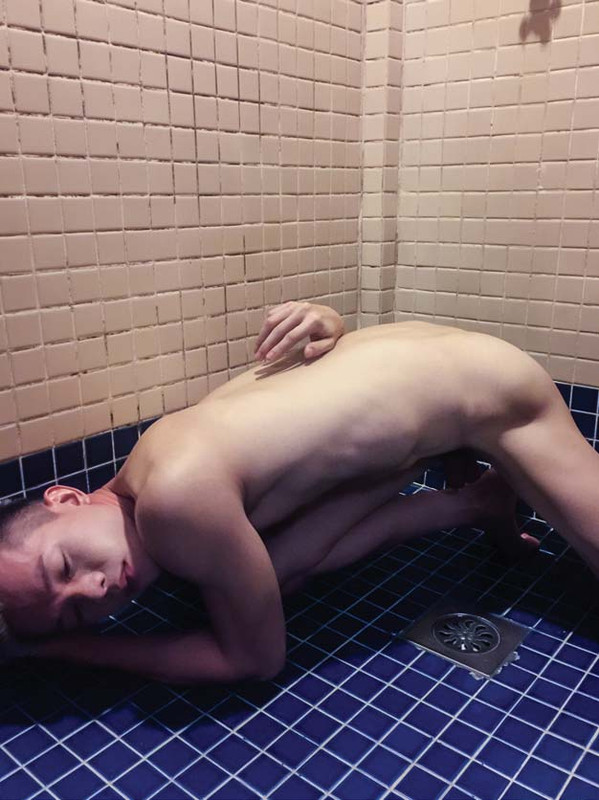 030