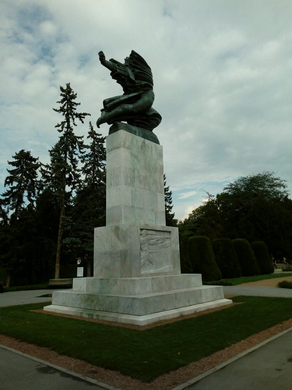 spomenici01-2020-08-18-23-11-26.jpg