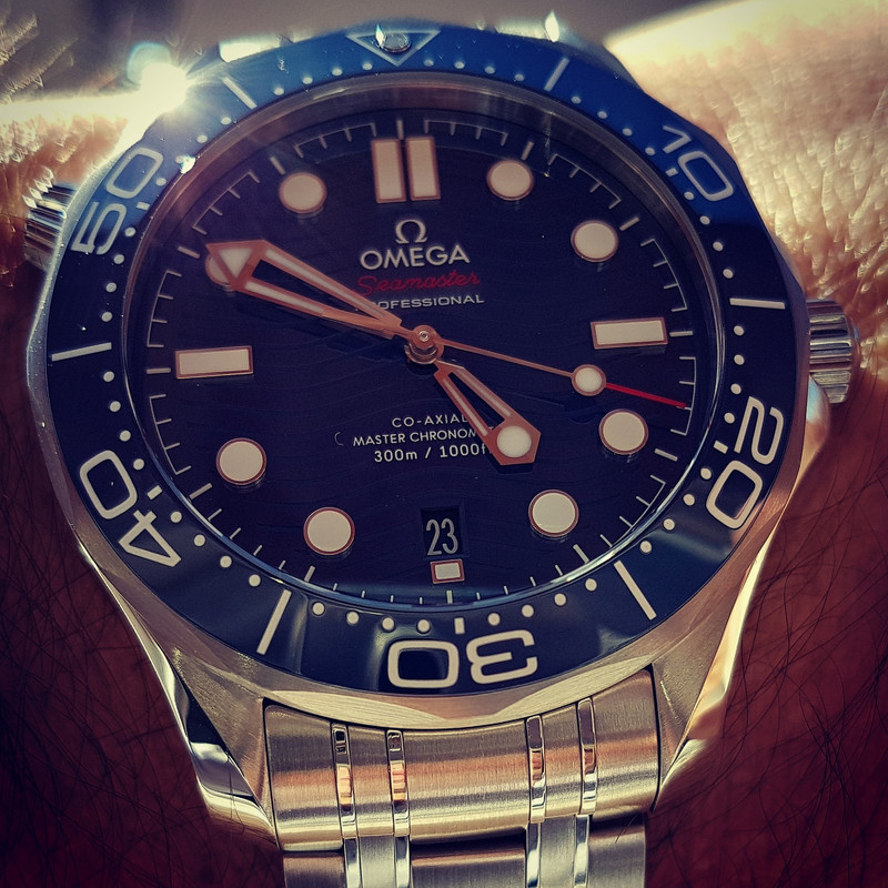Ω Seamaster Professional Diver 300M Co-Axial Master Chronometer 42mm Cal. 8800 Blue (2)