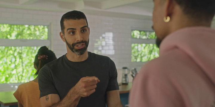 vlcsnap-2022-06-27-17h59m08s917