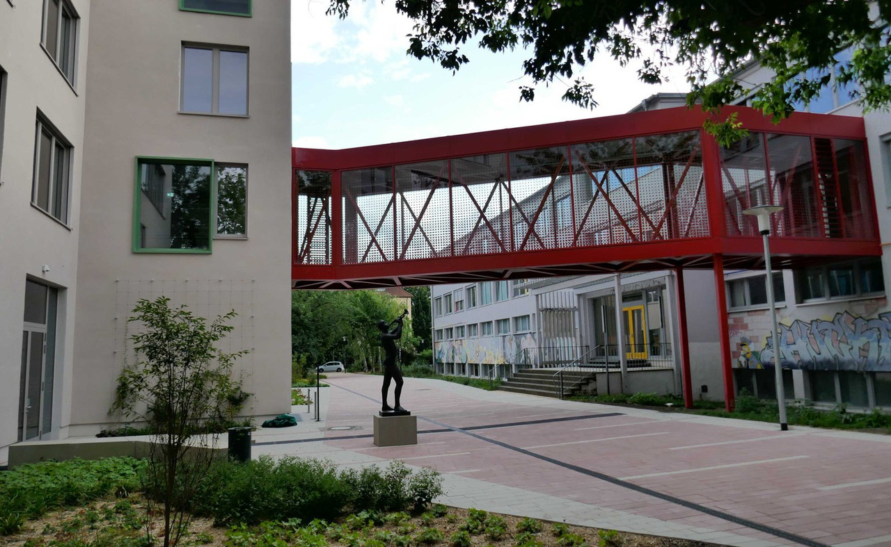 Bild: https://i.postimg.cc/1tmrR8bv/P1220143.jpg