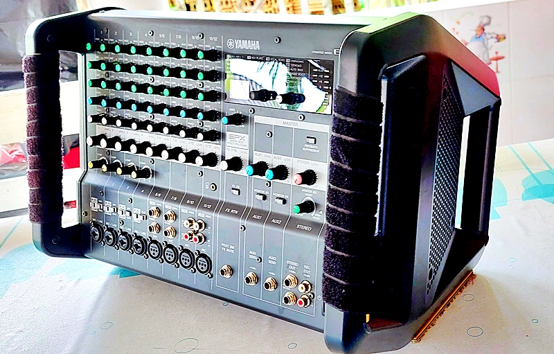 แอมข้าง