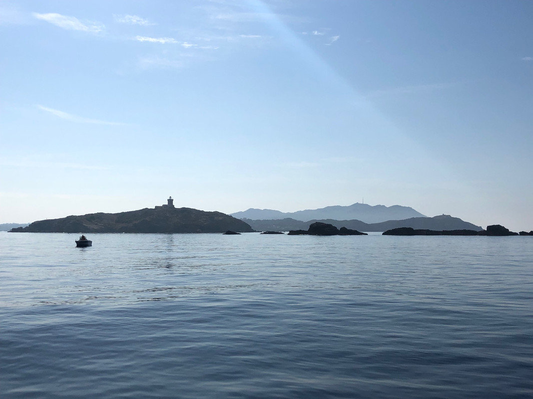 19A54EB3-59A5-4725-8783-F5D91086D429