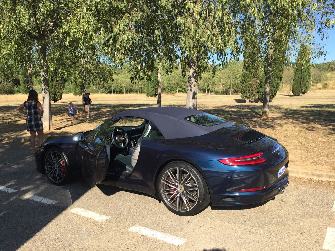 77646732-FB98-4DAD-AE64-EC2FF8DB50CB