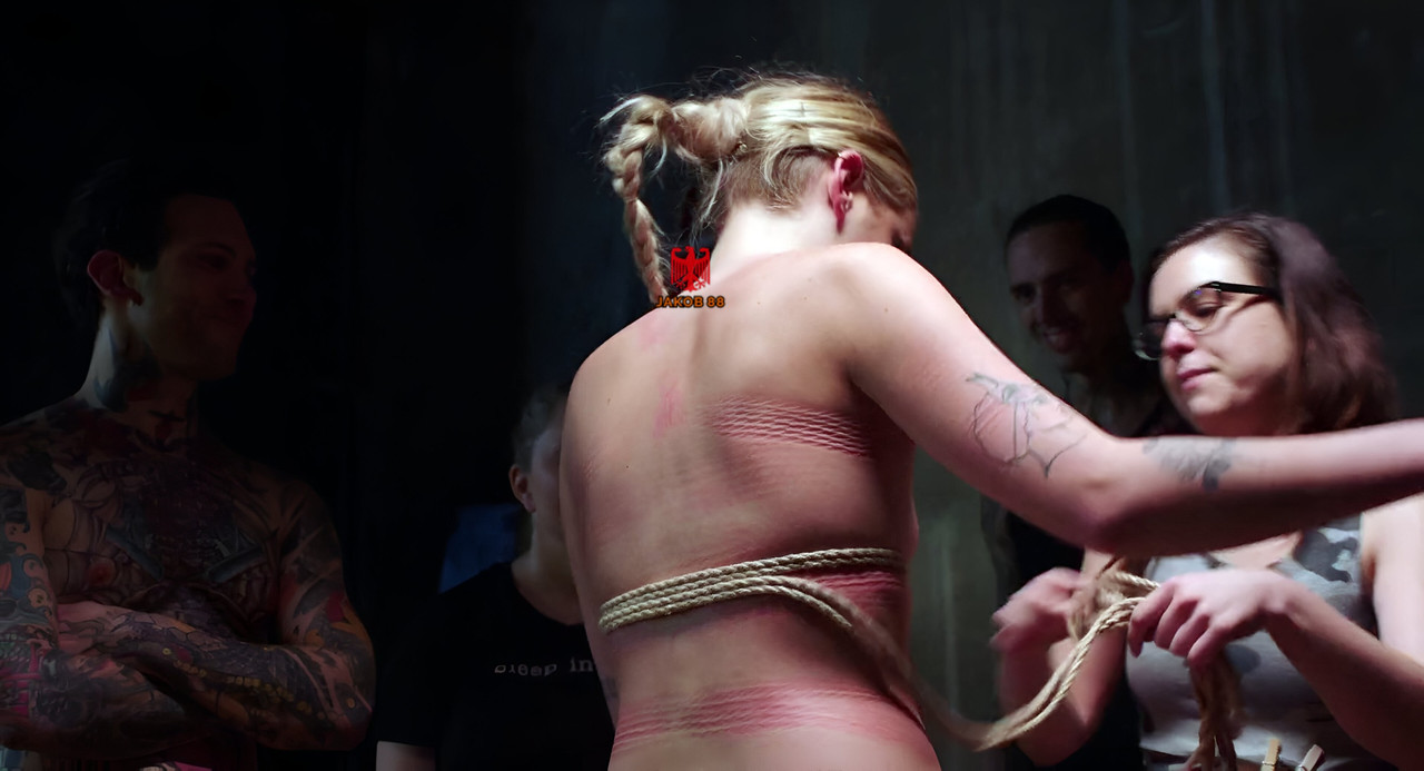 Sofia Kappel 18 - Pleasure 2021