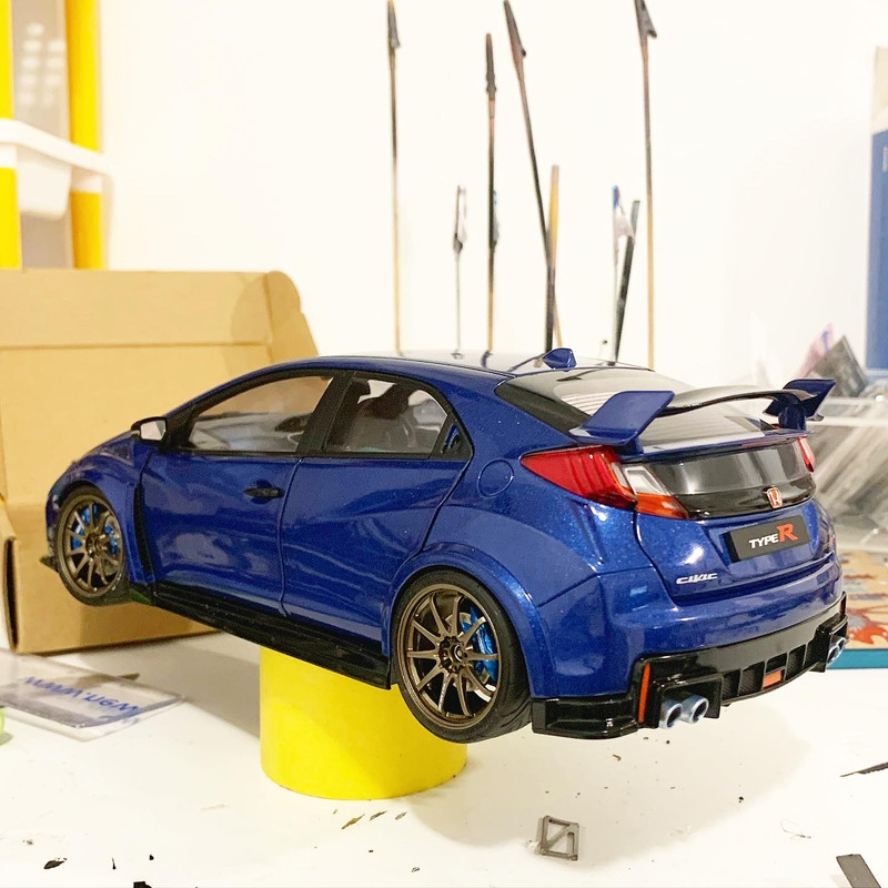 Ebbro Honda Civic Type R (FK2) Custom | DiecastXchange Forum